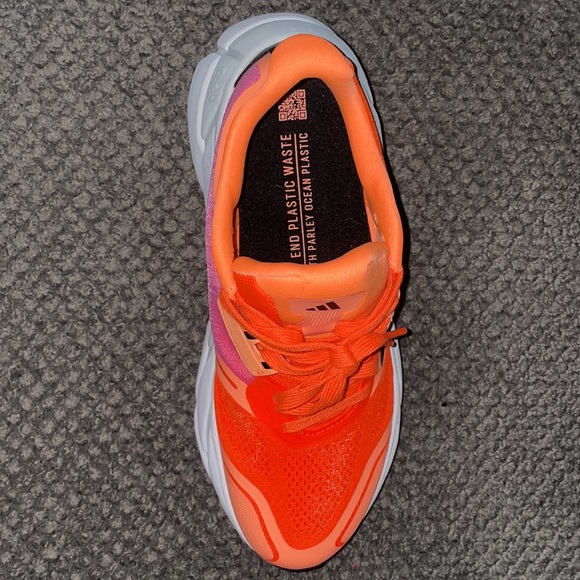 Adistar Cs running shoes - Picture 2 of 5